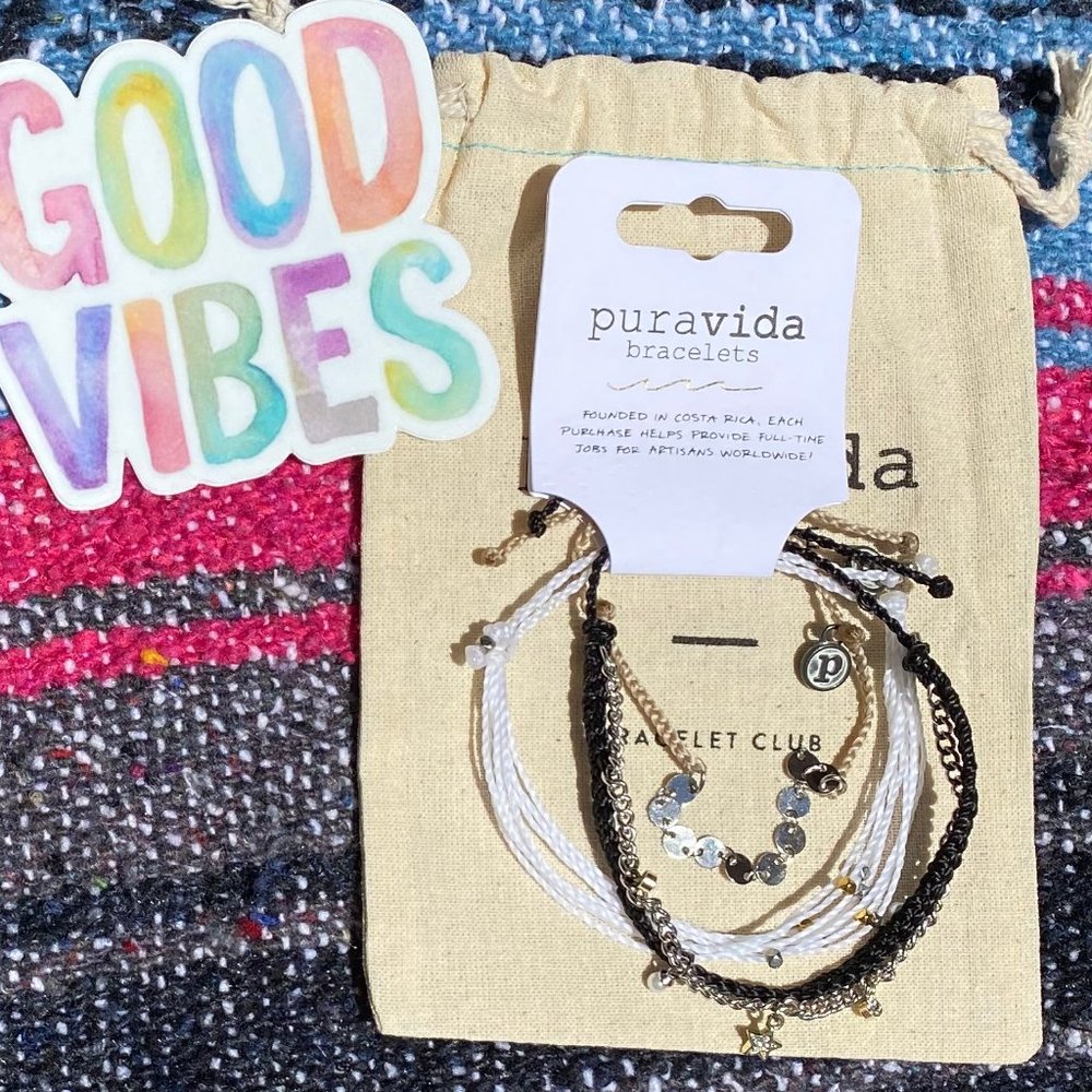Pura Vida December 2019 Monthly Bracelet Pack